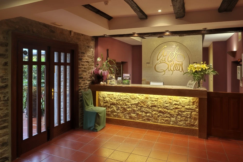 Recepción · Hotel Izalde