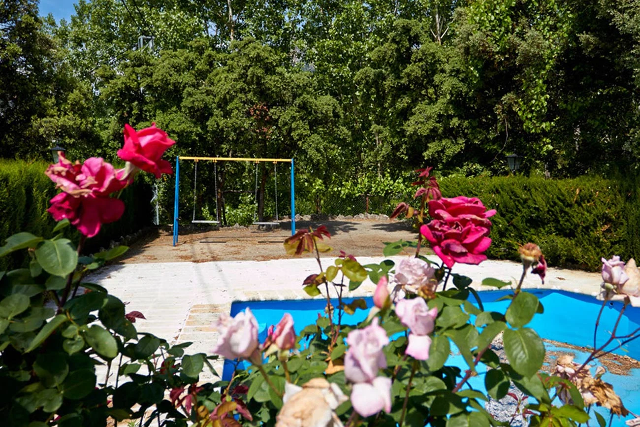 Piscina · Amable