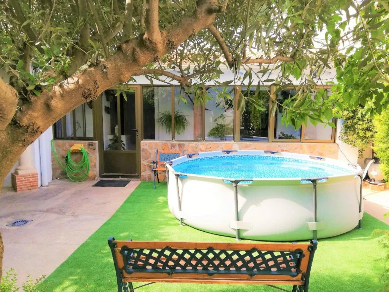 Piscina estacional · Don Alonso