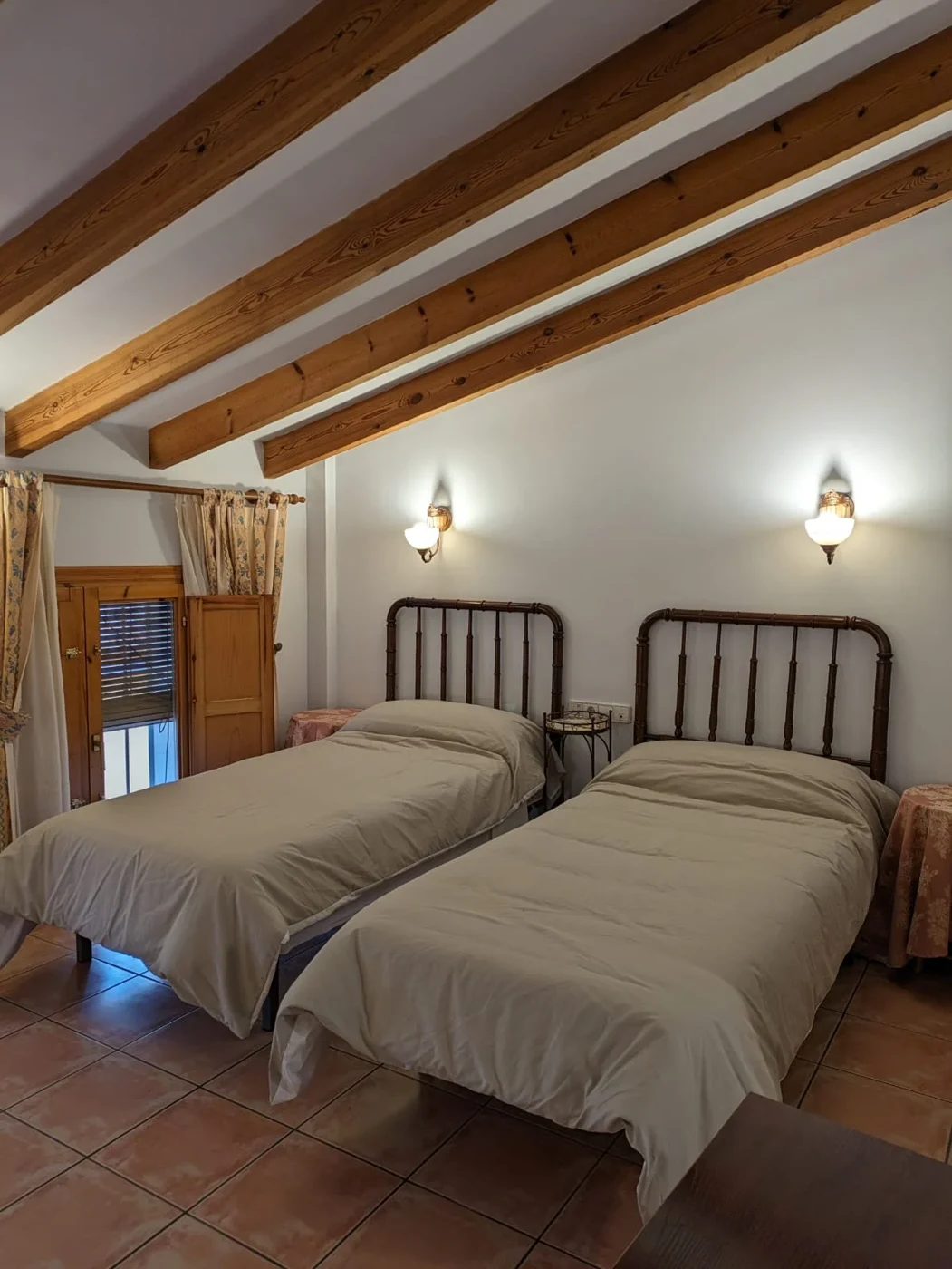 Habitación con dos camas · Casa Rosa