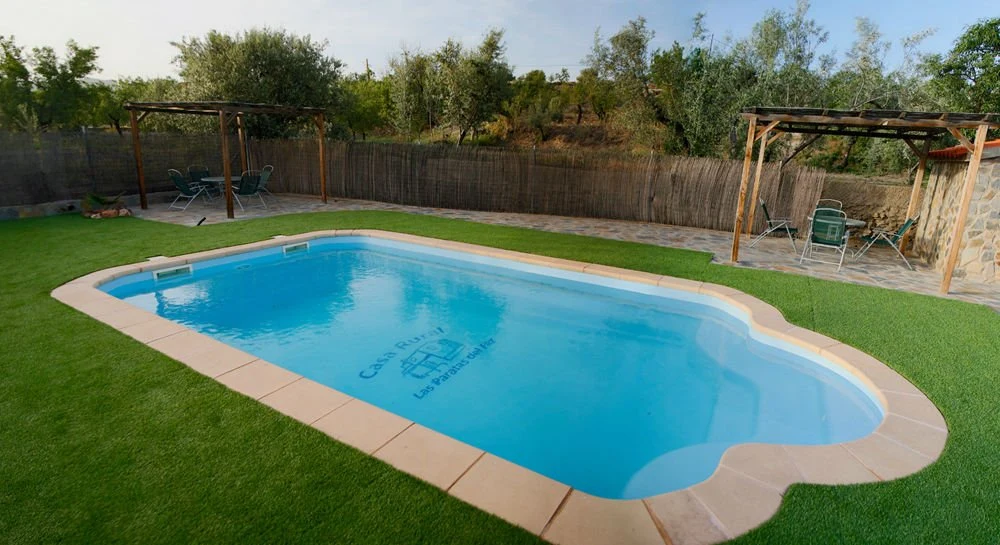 Piscina · Las Paratas del Faz