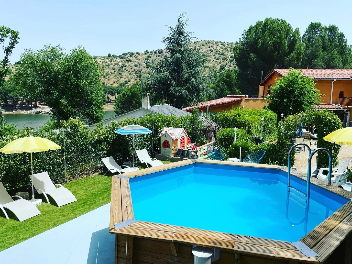 Piscina · Hotel Rural Arca de Noé