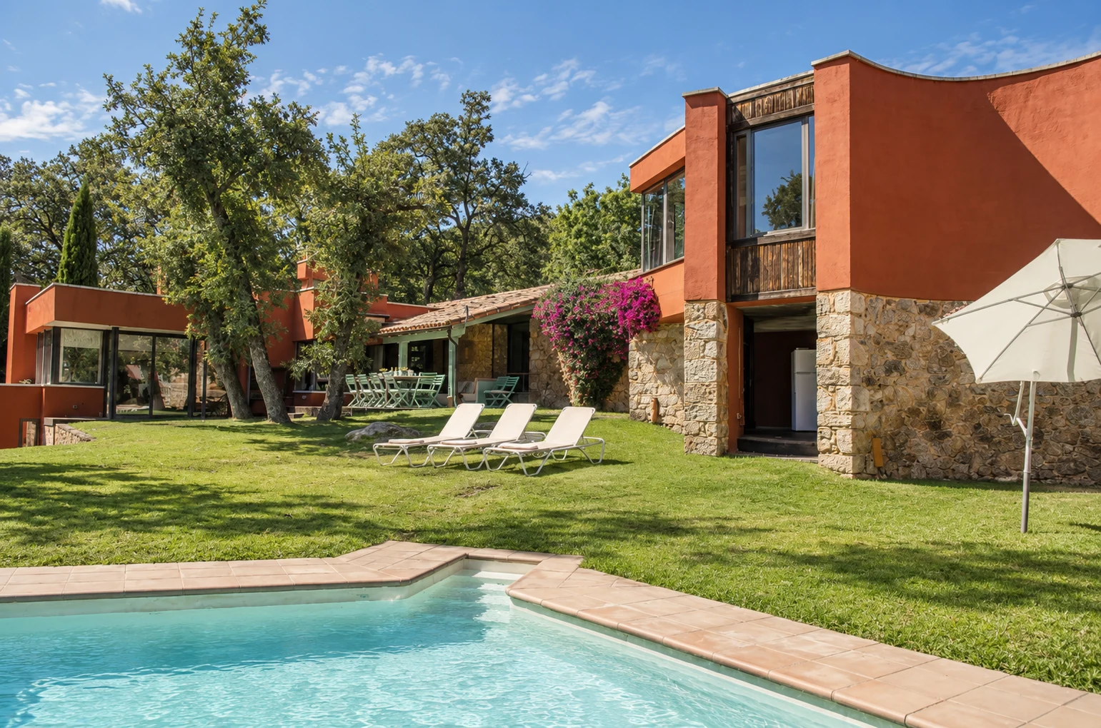 Villa Candelaria: exterior y piscina · El Escondite de Pedro Malillo