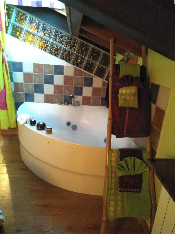 Jacuzzi · La Fuente