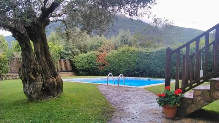Piscina · Las Erillas