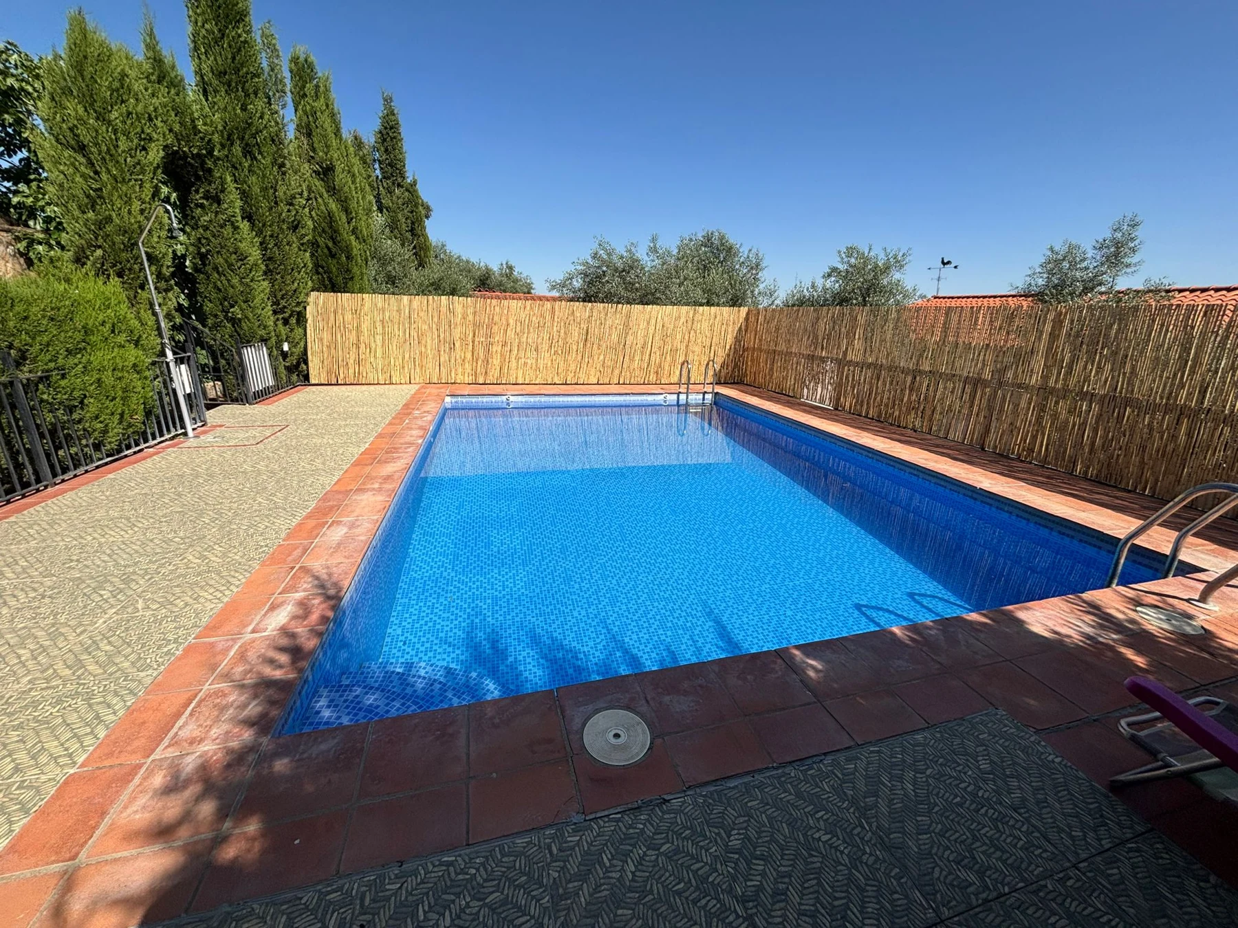Piscina · El Campito