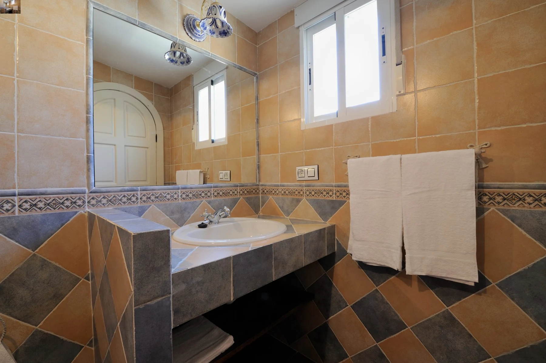 Baño · Casa Rural Valdexpacio