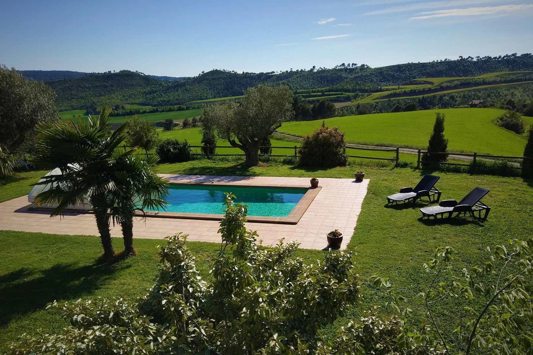 Piscina y finca · Cal Ramonet