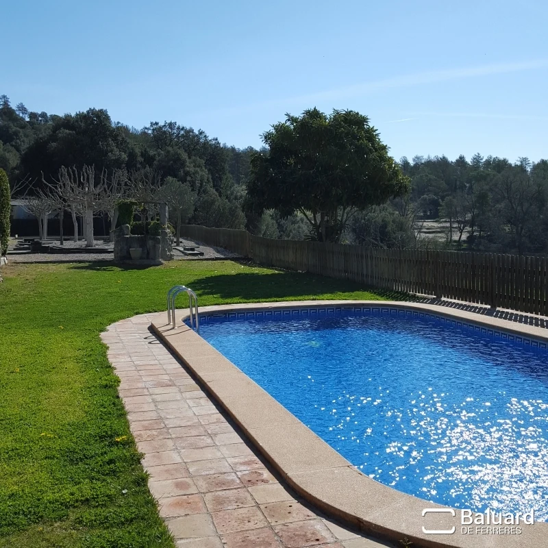 Piscina de la finca · Baluard de Ferreres