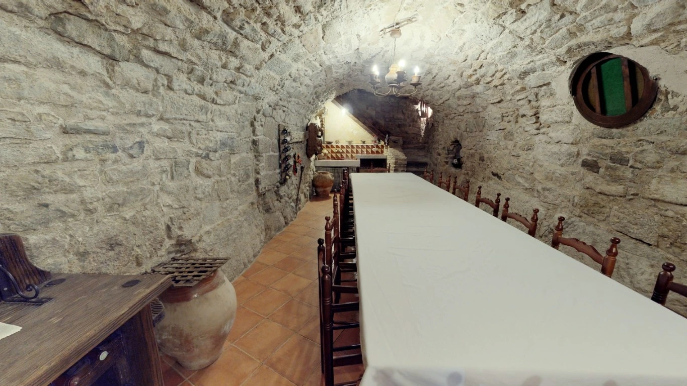 Comedor abovedado · Cal Ball