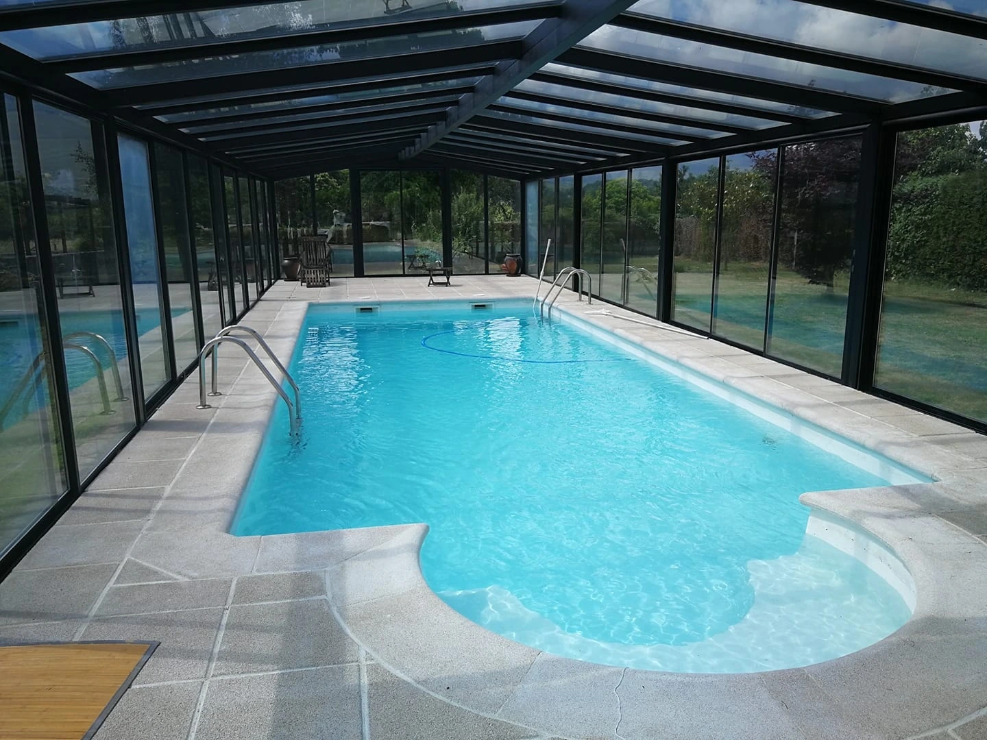 Piscina cubierta · Casa Rural A Rousia