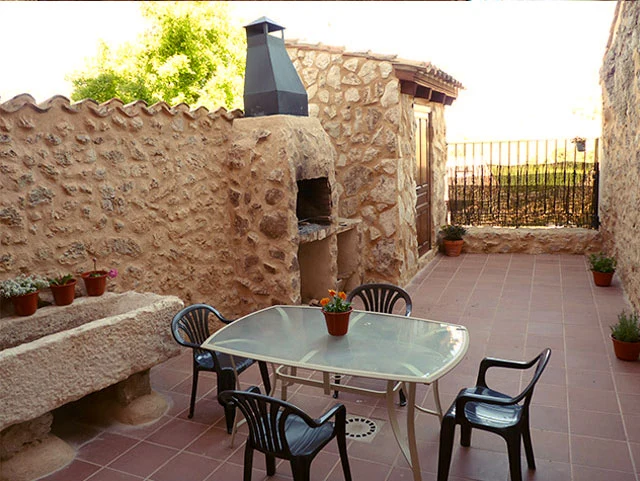Patio con barbacoa · Casa Azul de la Ribera del Duero