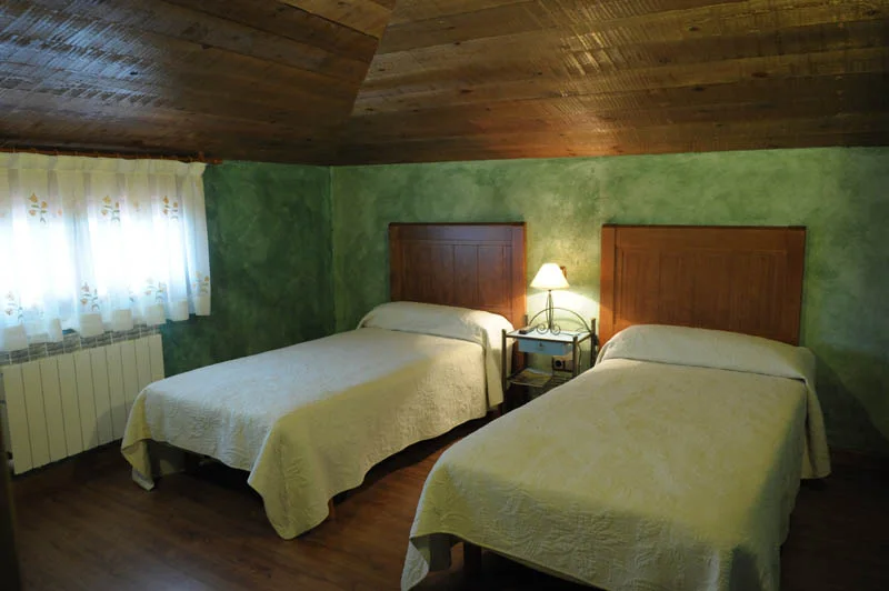 Habitación doble con camas separadas · Hotel Rural Fuentelamora