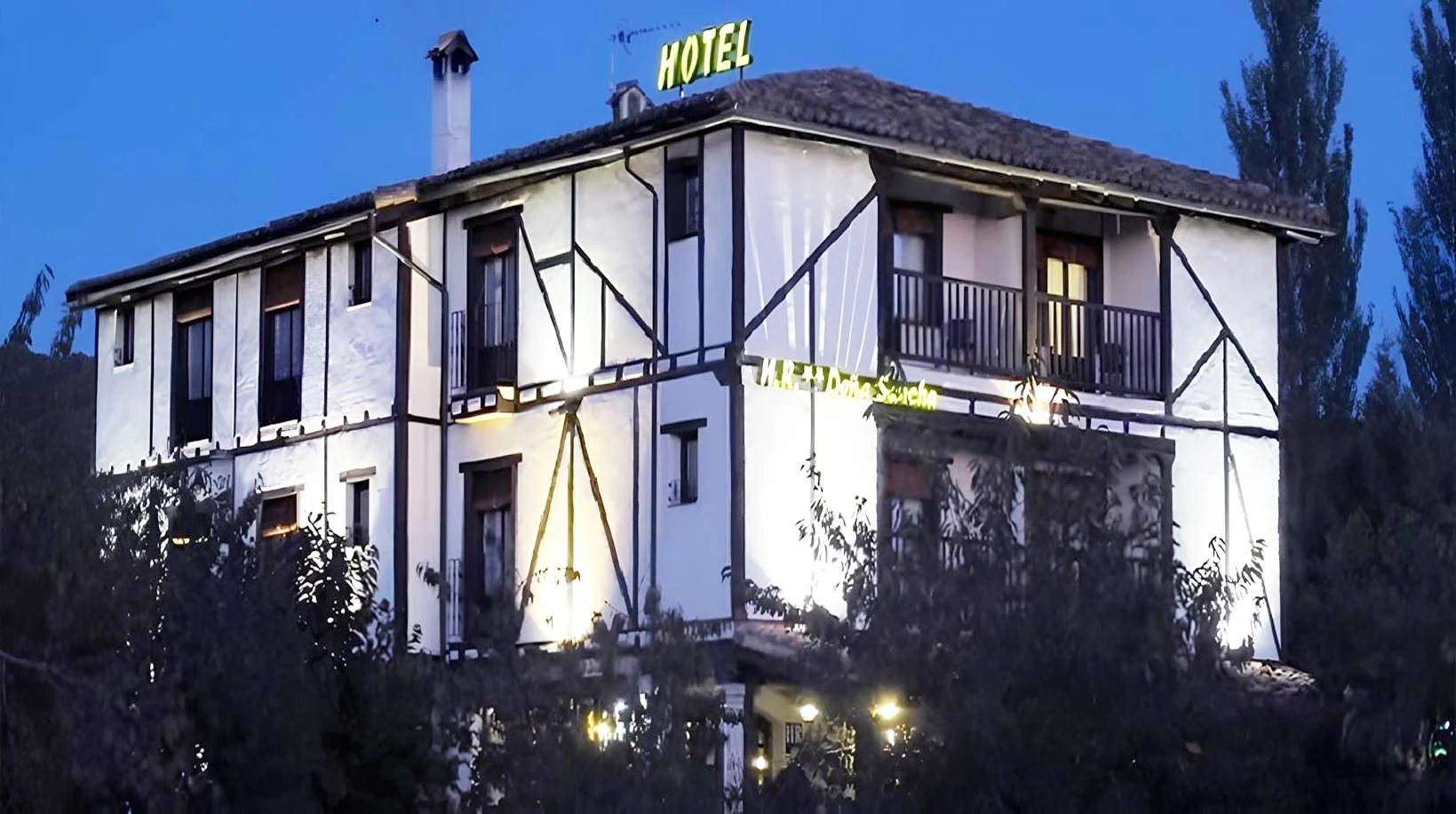 Exterior del hotel · Hotel Rural Doña Sancha
