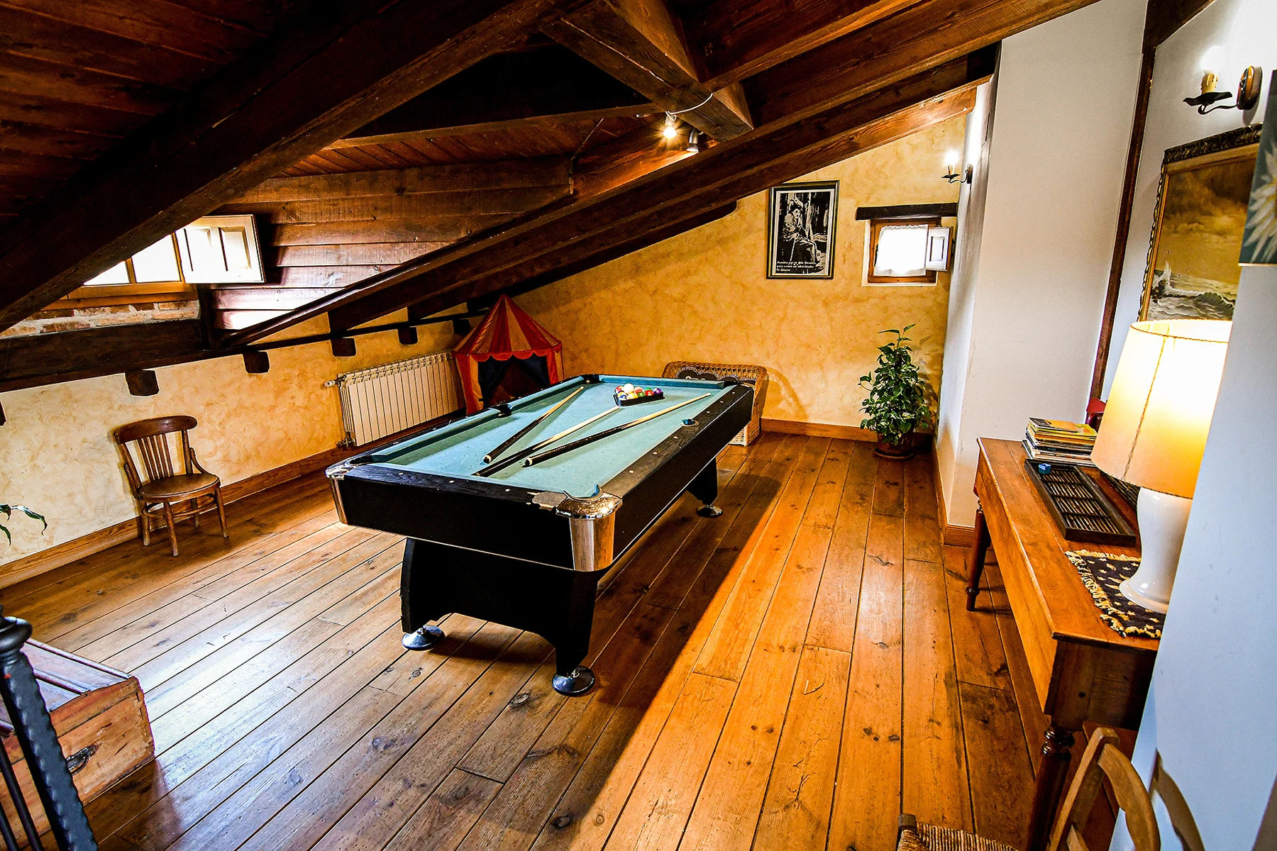 Sala de billar · La Mora Cantana