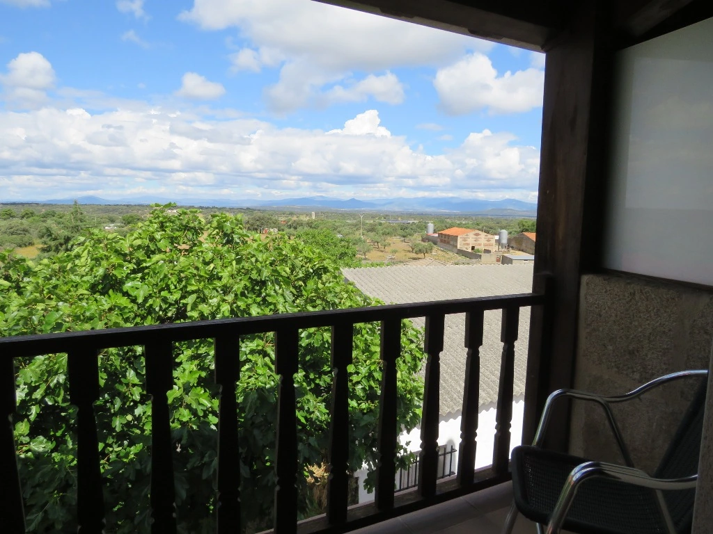 Balcón y vistas al valle · El Rincón del Villar