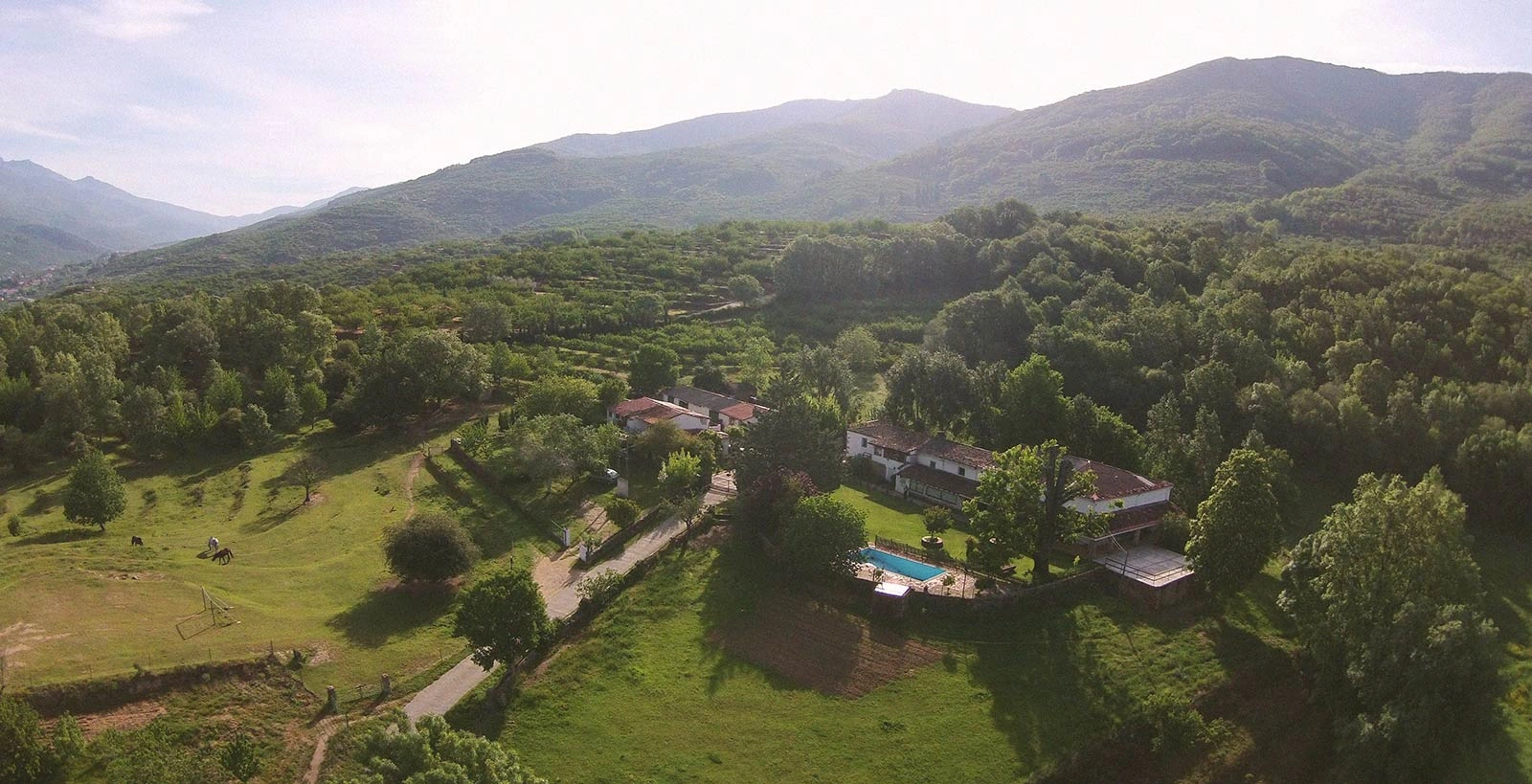 Vista aérea de la finca La Casería · Casas Rurales La Casería
