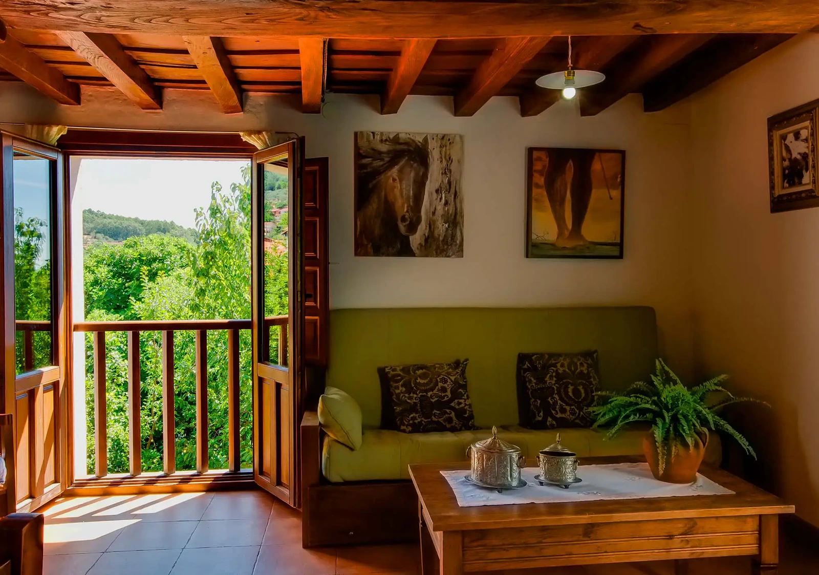 Salón de uno de los apartamentos · Apartamentos Rurales Los Vergeles