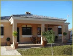Fotografía 2 de Casa con Jardín