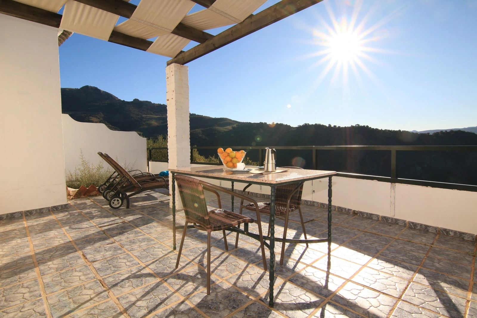 Terraza de una casa de la categoría Paraísos Románticos. · Los Algarrobales