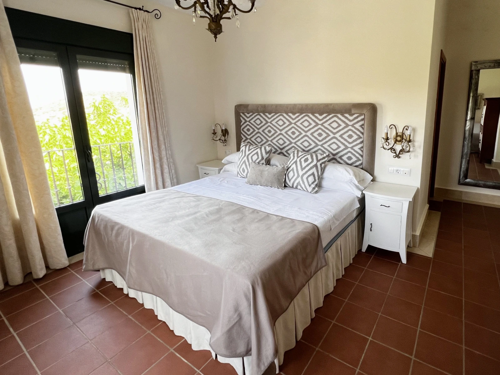 Dormitorio de la Suite Monte Meru del Hotel Sindhura. · Hotel Sindhura