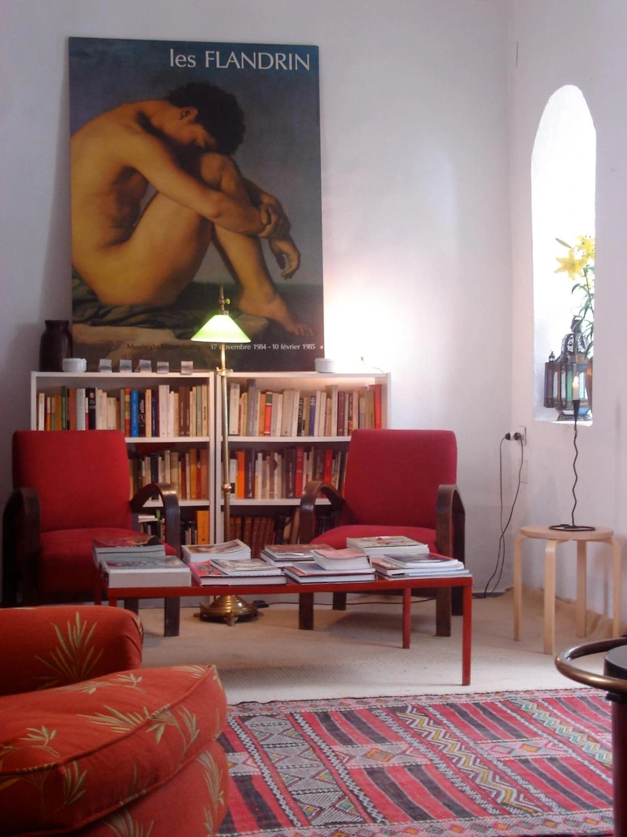 La Casa Grande: biblioteca con sillones · La Casa Grande