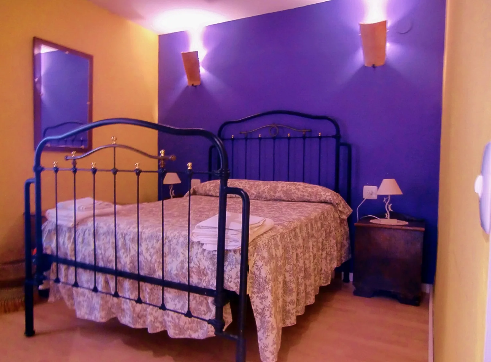 Dormitorio con camas individuales · Casa Rural José Trullenque