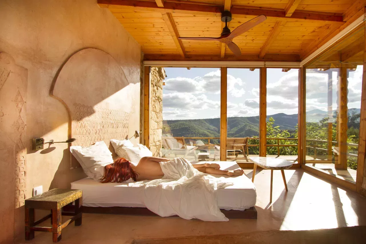 Dormitorio panorámico de La Casa Flotante · Mar de la Carrasca