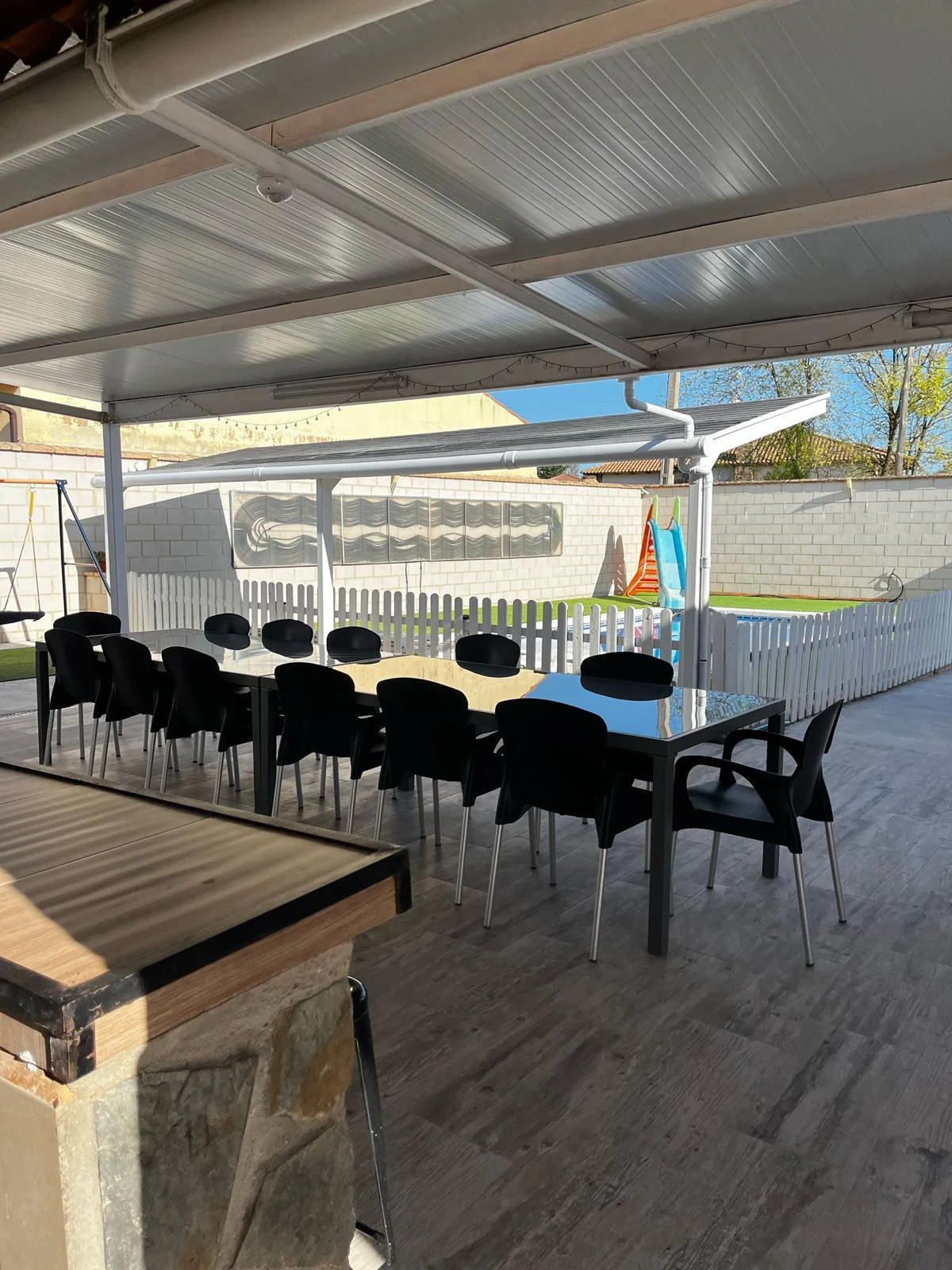 Comedor cubierto al aire libre de Casa Rural Tobarejos