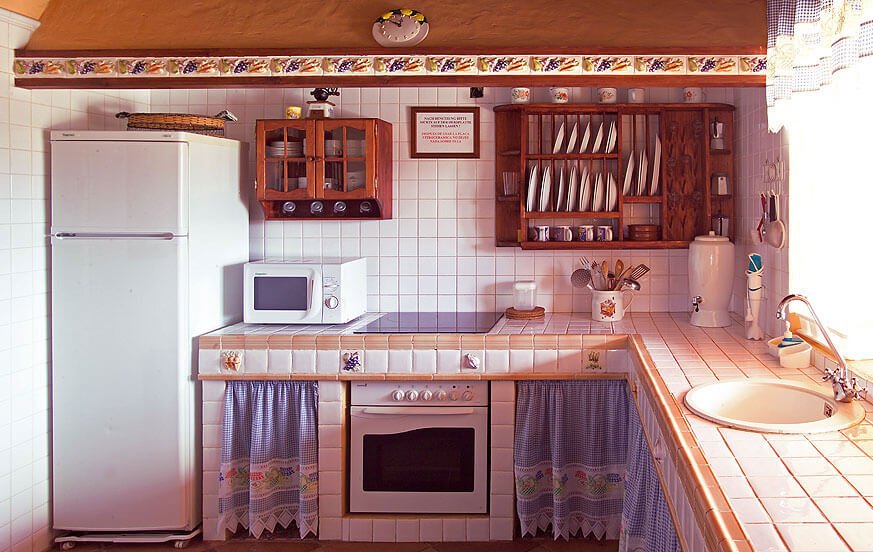Cocina equipada de Casa Rural Piedra Blanca Tahona