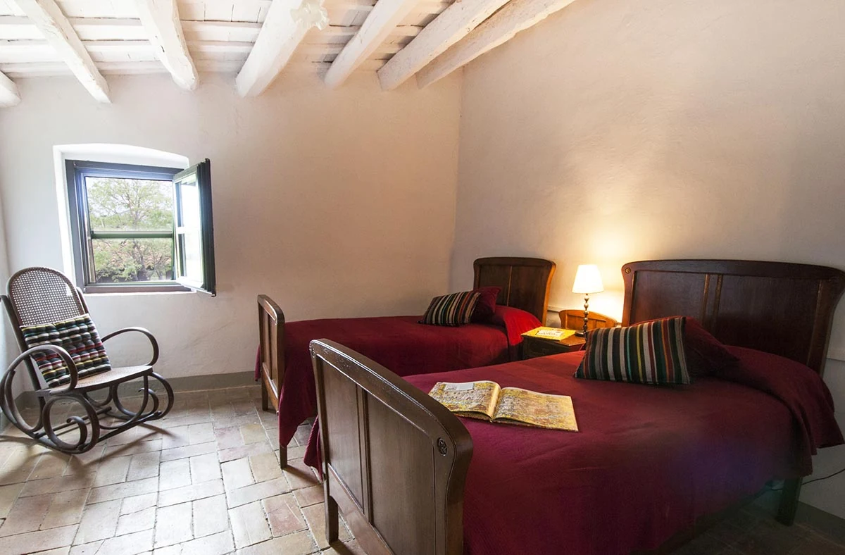 Dormitorio de La Casa Petita con camas individuales