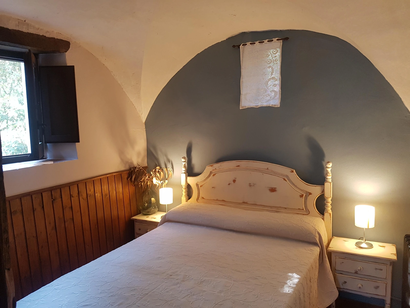 Patufet: dormitorio con cama doble · Mas Violella