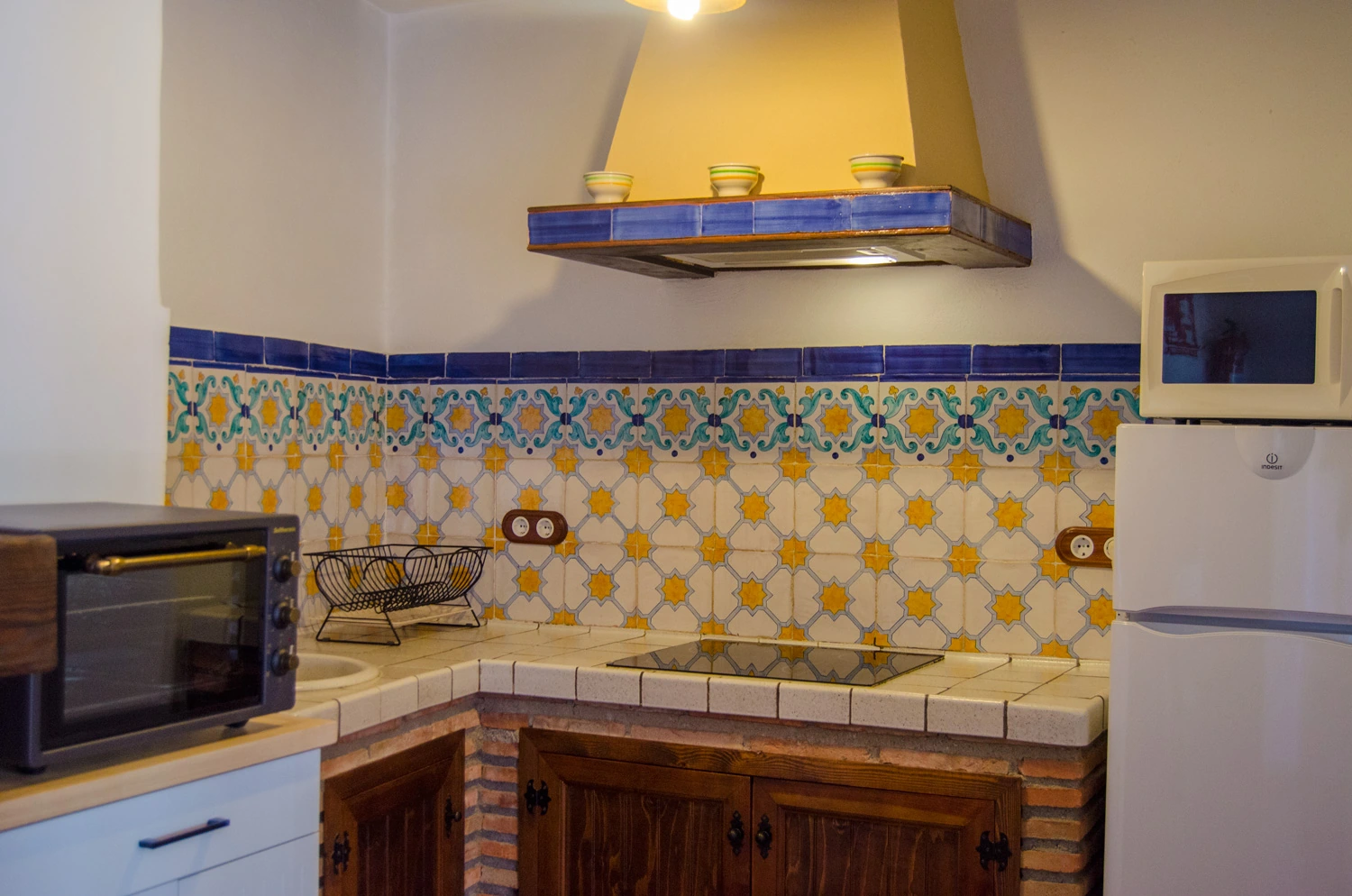 Cocina privada de la casa 8 · Balcón de Válor