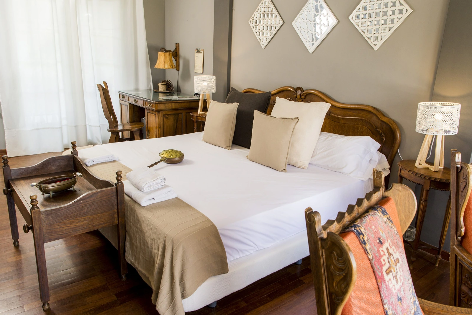 Dormitorio de la Junior Suite nº 23. · Hotel El Balcón de las Nieves
