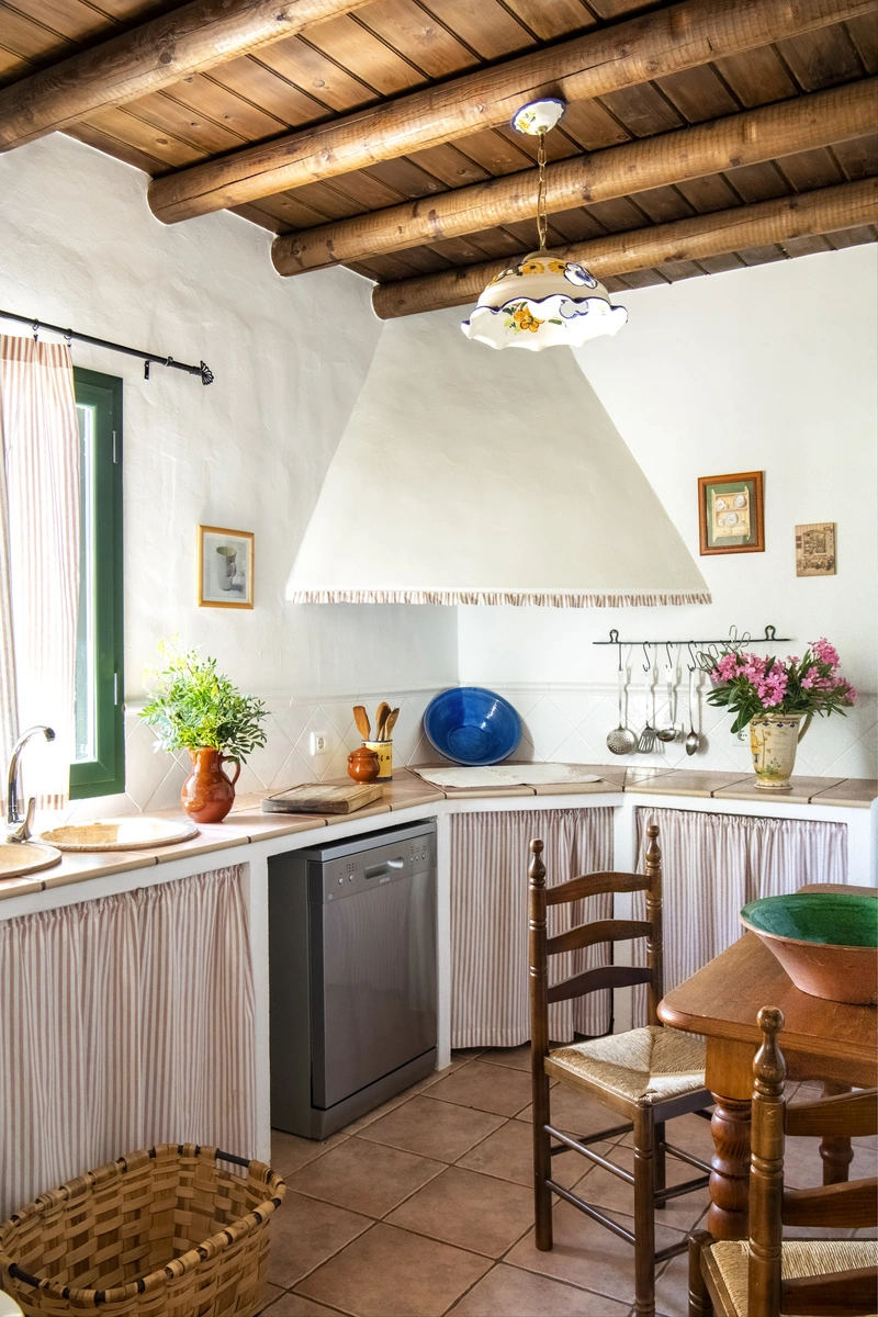 Cocina propia de Casa El Olivo · Arroyo la Jara