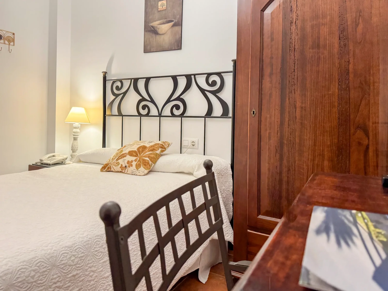 Dormitorio publicado como Habitación Doble · Hotel Valsequillo