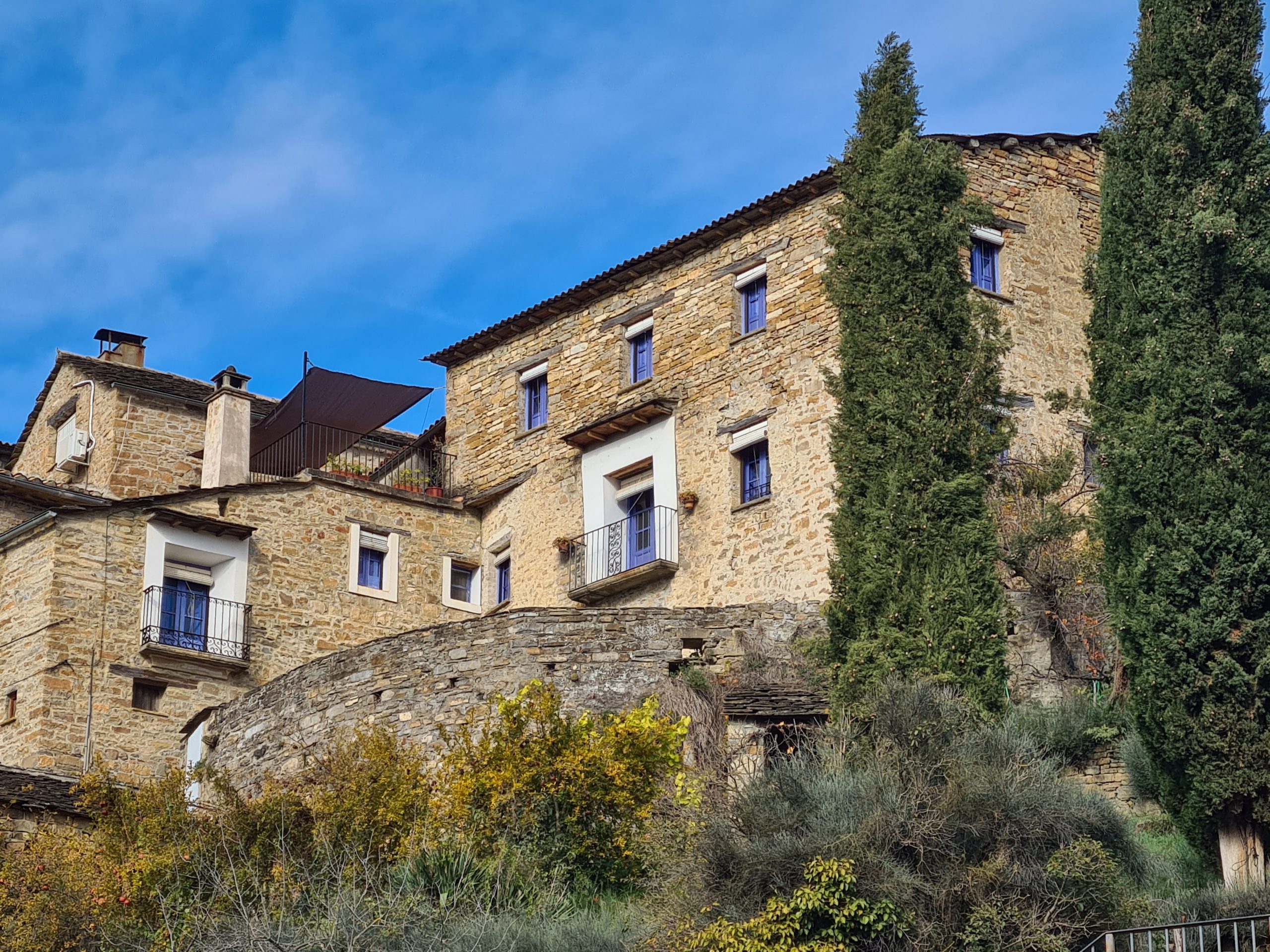 Fachada de piedra de Casa Blas