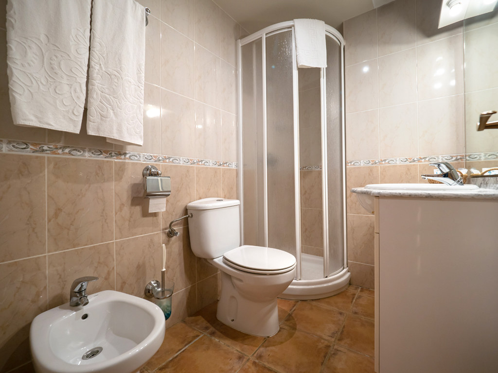 Baño de una habitación de Casa Pasé