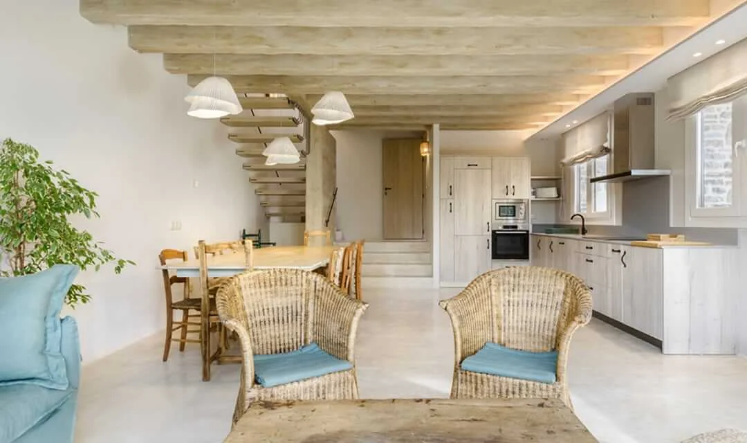 Salón-cocina de la Casa Os Ormos