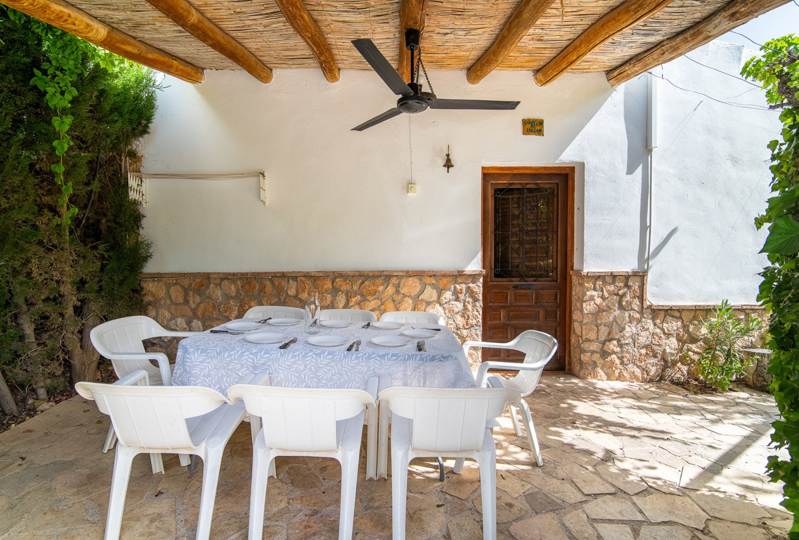 Porche de Cortijo Helao