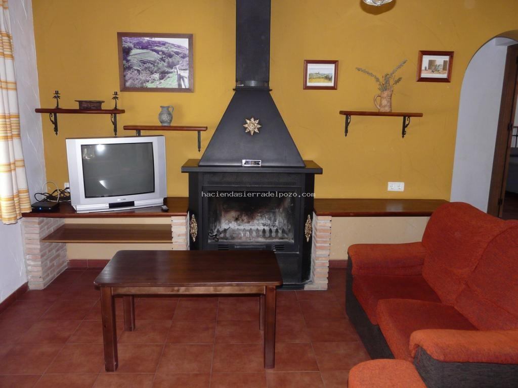 Salón con chimenea de Casa Picacho