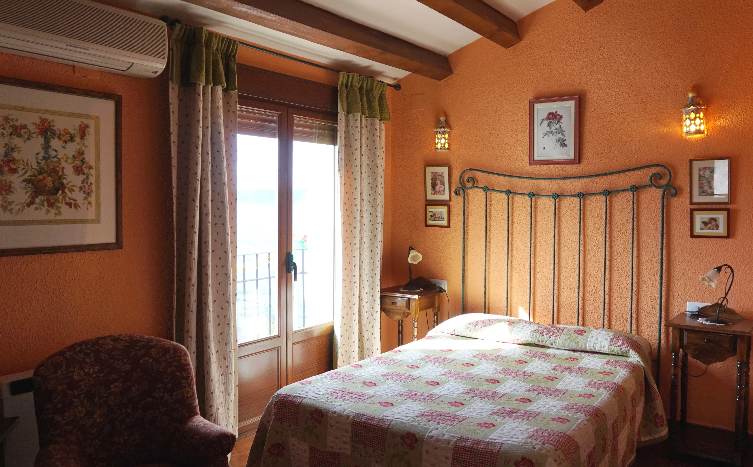 Dormitorio del apartamento El Olivo de La Mesa Segureña