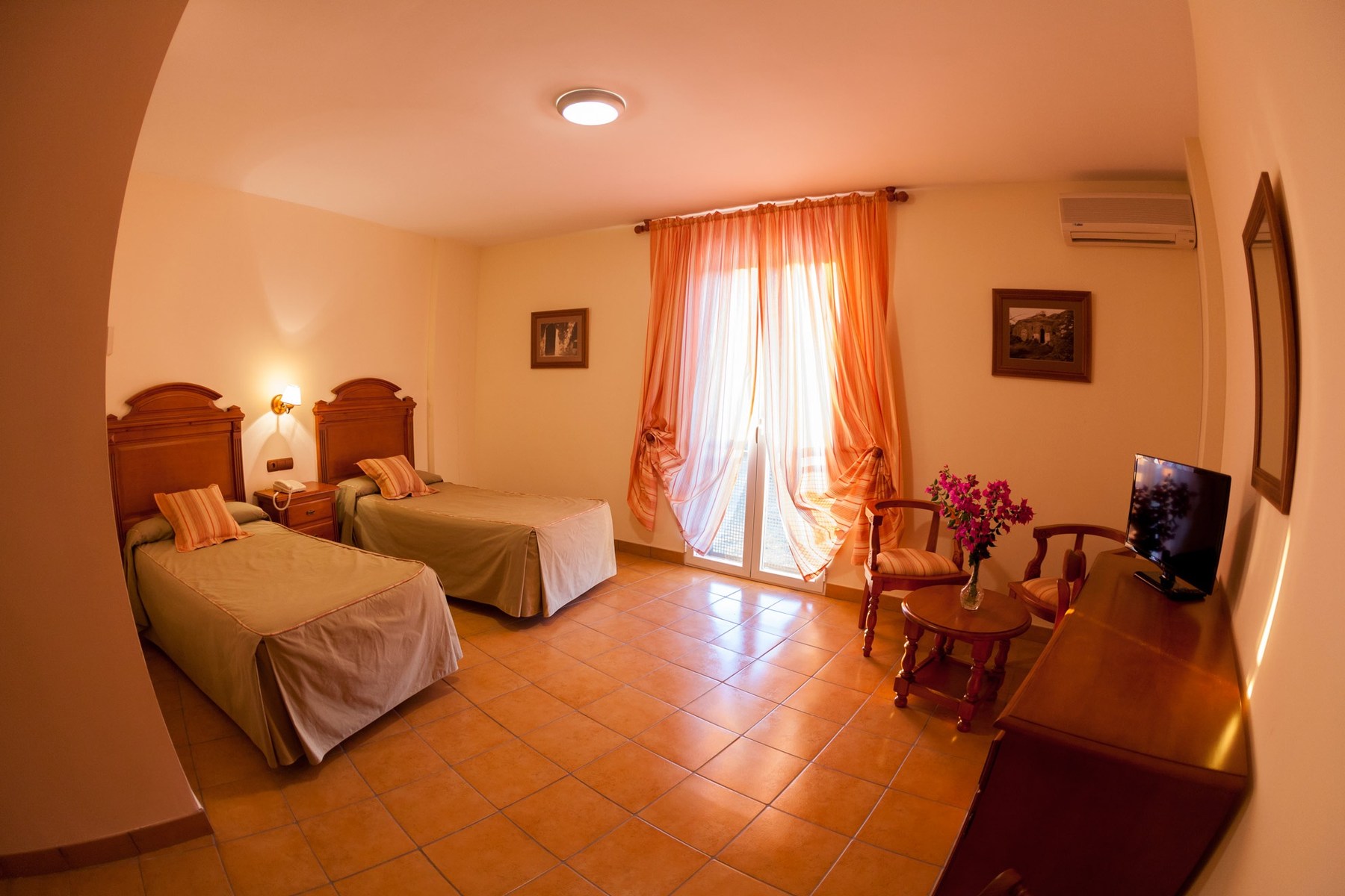 Hotel Paraje La Lambra