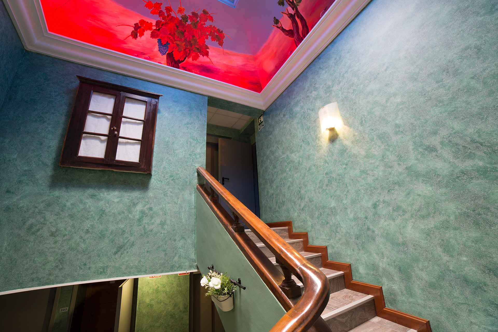Escalera y cúpula interior · Hotel Duques de Nájera, Nájera