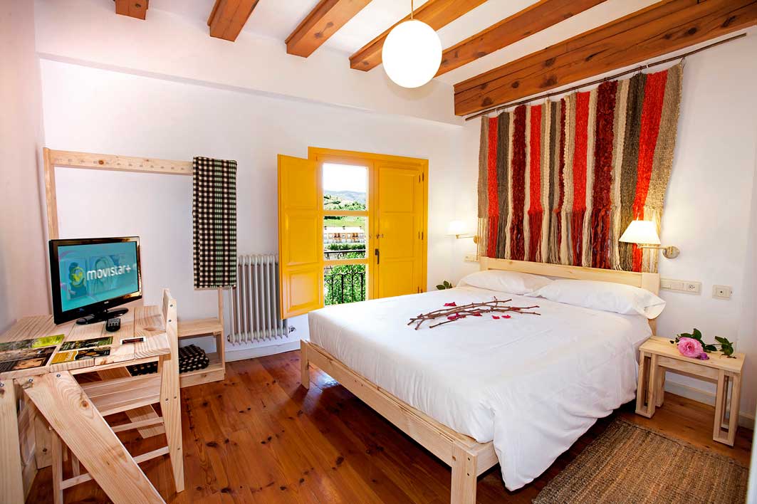 Dormitorio de la Posada de Hoyos de Iregua