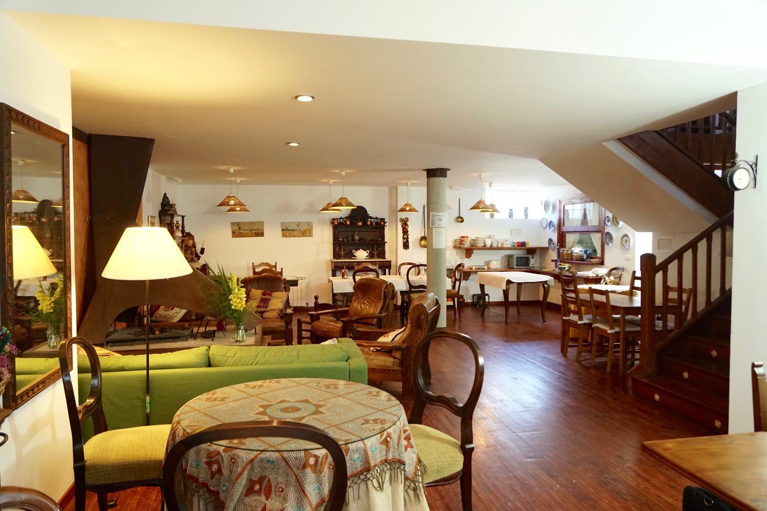 Salón común del Hotel La Peregrina