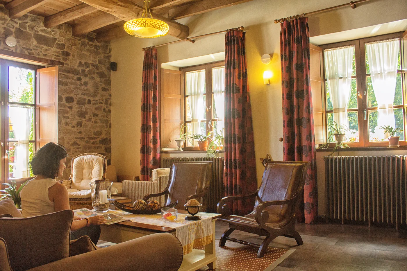 Salón del Hotel Valle del Silencio