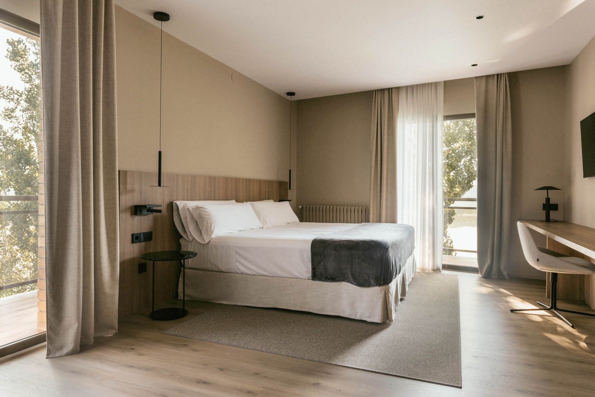 Dormitorio de la Suite Superior del Hotel Terradets