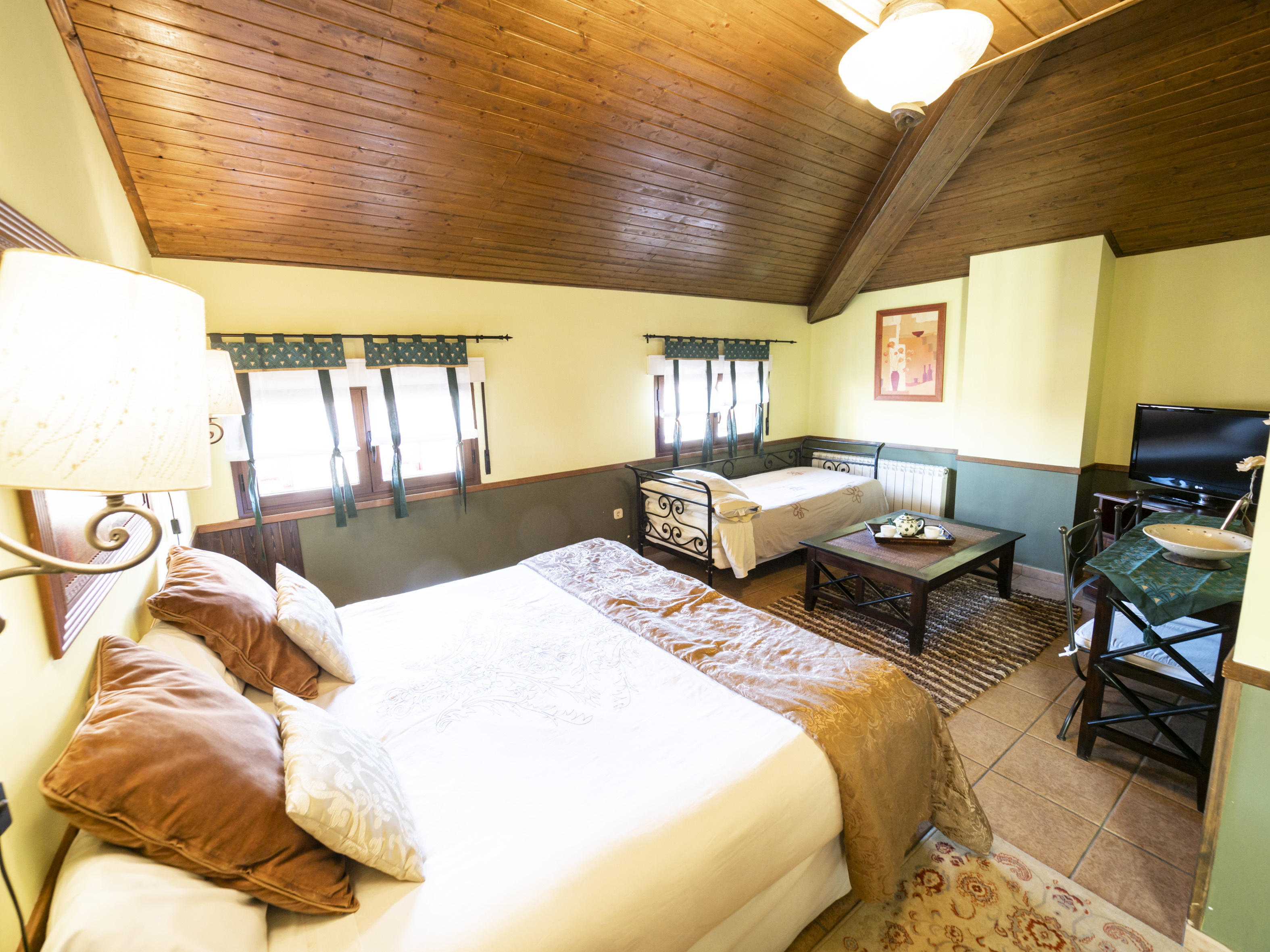 Habitación amplia de Posada El Campanario