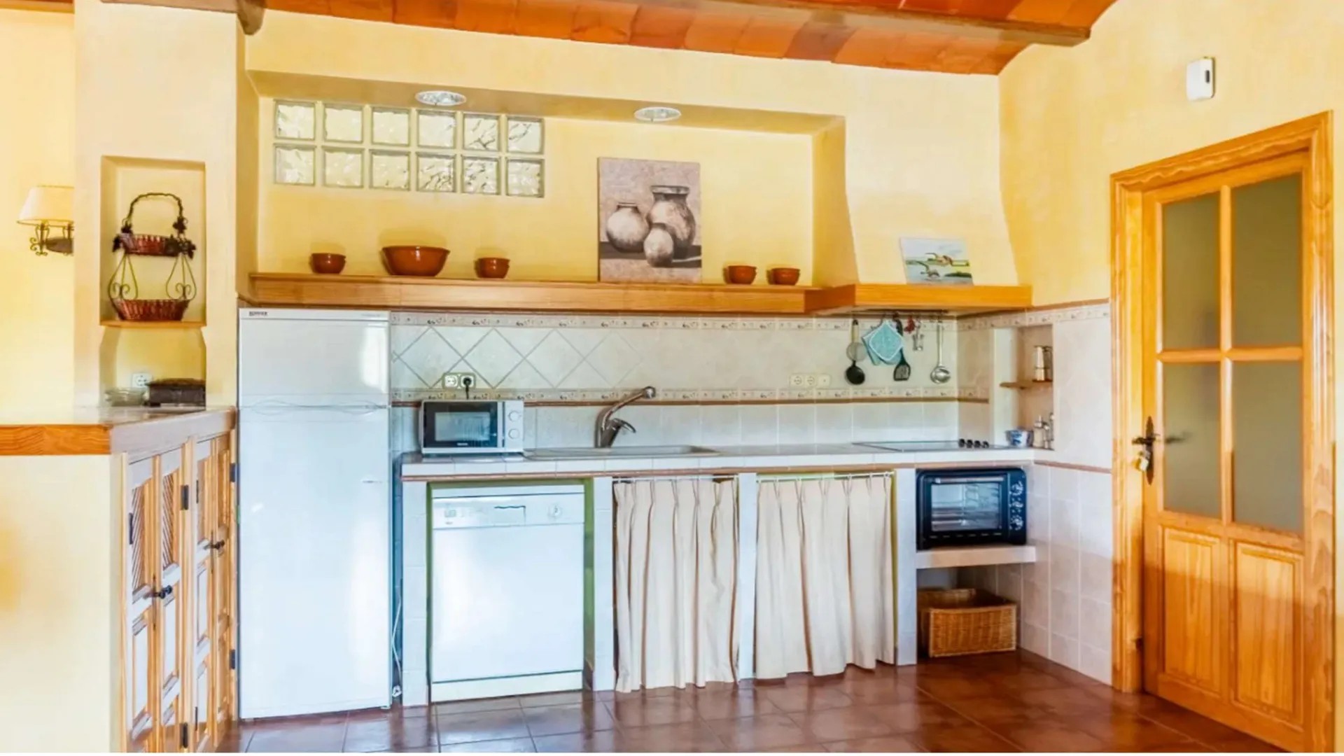 Cocina del apartamento El Llano de Cortijo Montepaloma
